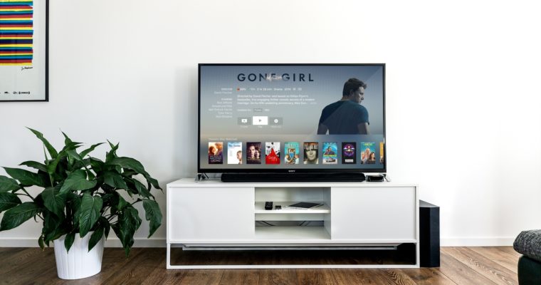 Masih Bingung Menghubungkan Internet Ke Smart TV? Begini Caranya