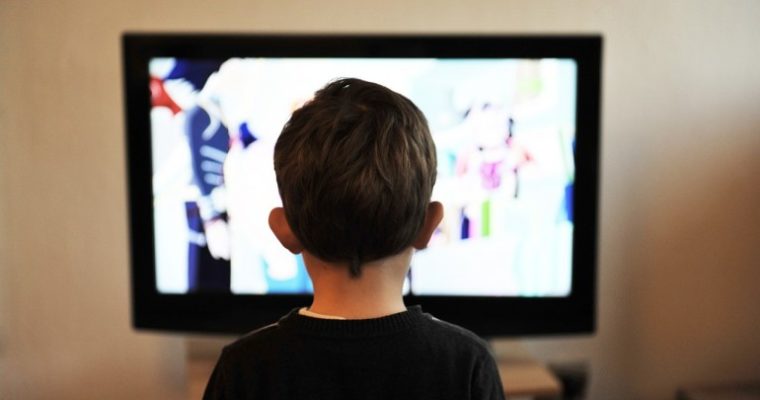 Ini Tayangan TV yang Patut Diwaspadai Untuk Anak   