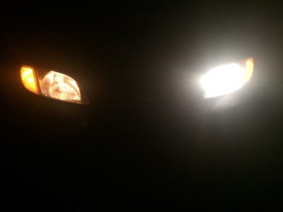 Penyebab serta Solusi Mengatasi Lampu Depan Mobil Meredup
